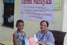 Mandir Murti distributed stationary - 3
